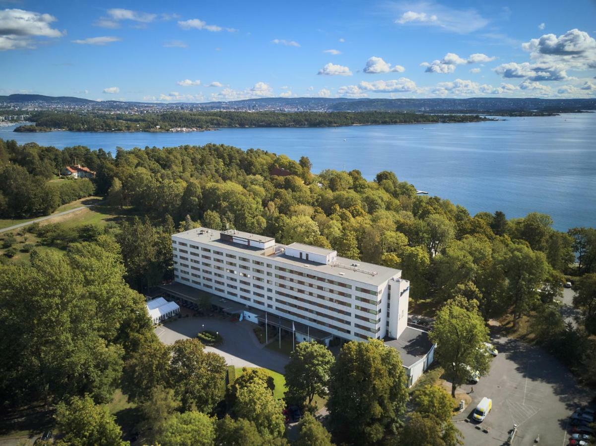 Radisson Blu Park Hotel, Oslo Fornebu Exterior photo